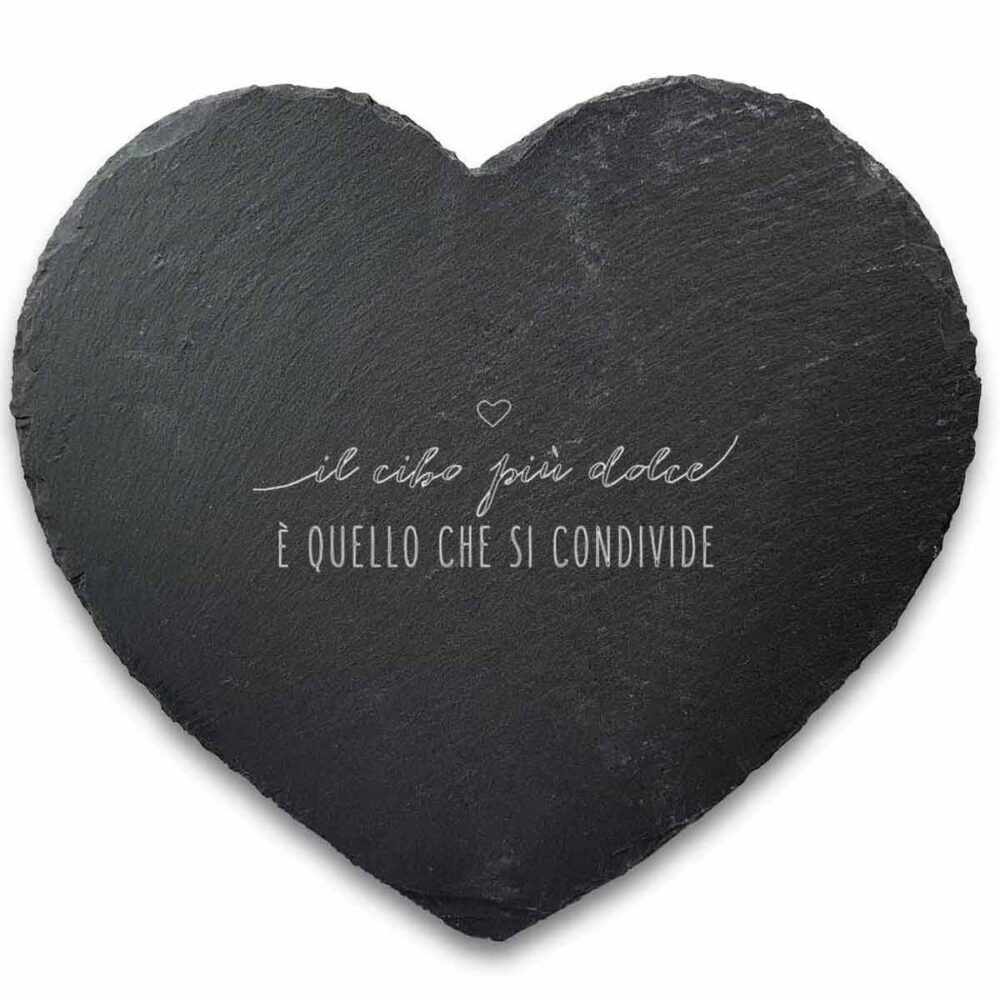 tagliere cuore in ardesia cibo dolce