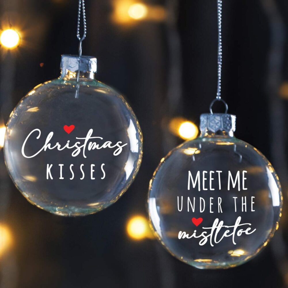 Set Palline “Kisses & Mistletoe” – 12 cm