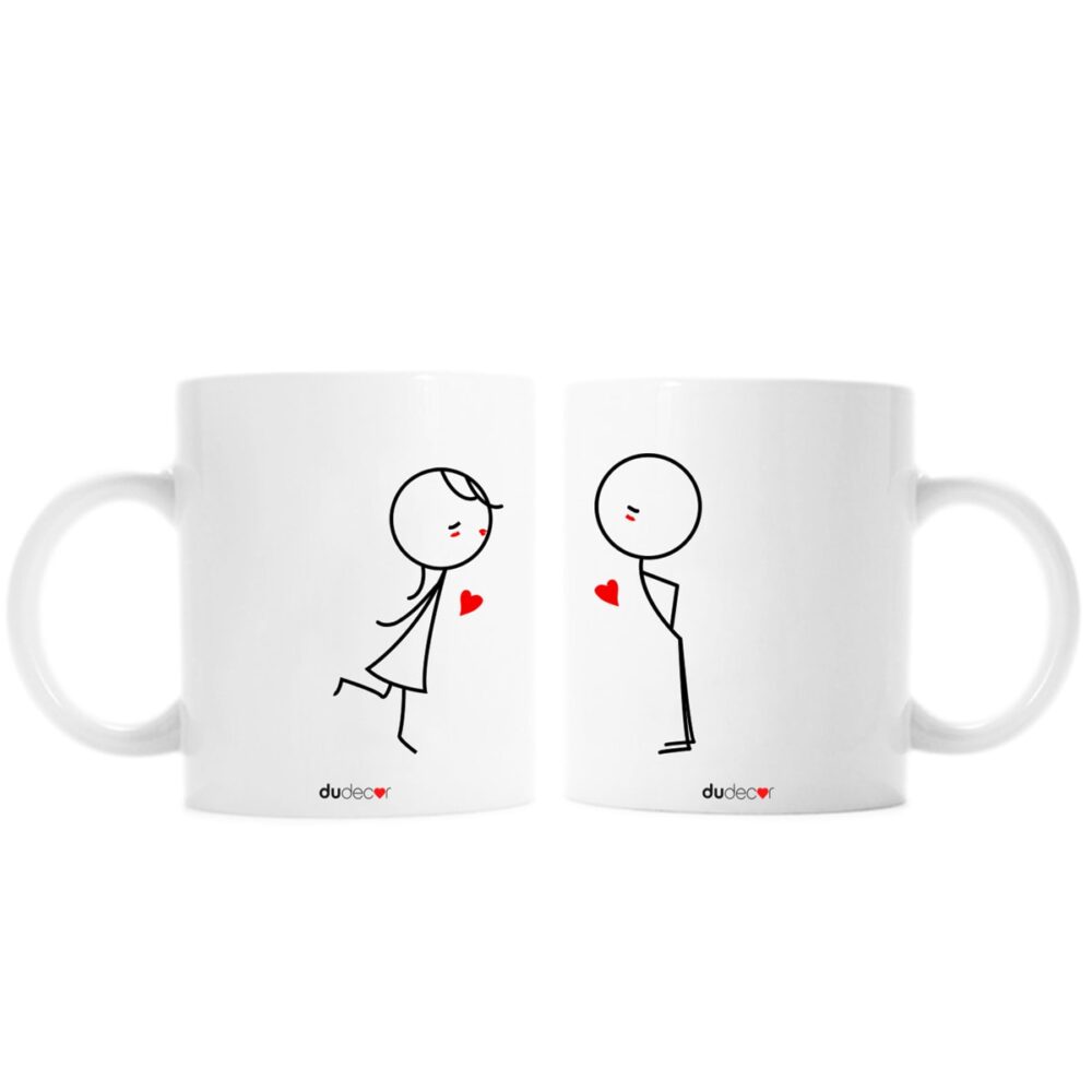 Coppia di tazze illustrate con due innamorati in stile minimal